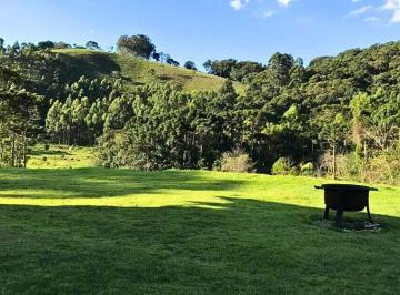 Rural de 3 quartos, Gonçalves · Refúgio das Águas: Elegância e Natureza no Coração de Gonçalves