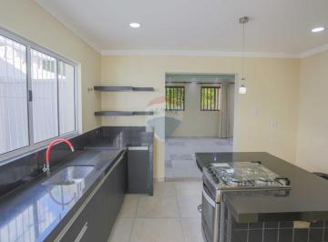 Casa · 264m² · 3 Quartos · 5 Vagas · Casa à venda no Jardim São Paulo, com 300m² de terreno, 2 quartos e edicula