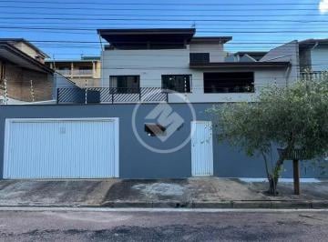 fachada casa geraldo.jpg · Casa com 3 suítes, edícula e garagem para até 4 carros localizada no Jd. Paulista