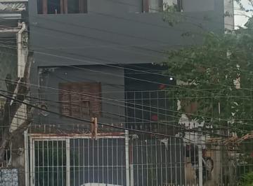 Casa · 121m² · 4 Quartos · 1 Vaga · Sobrado de 4 quartos e 1 vaga de garagem