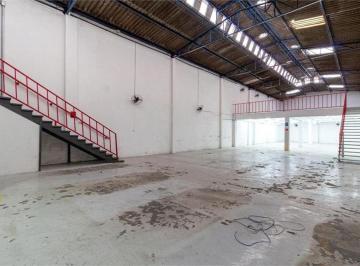 Comercial , São Paulo · Salão Comercial 750 m² com 3 Vagas no Butantã – Visibilidade e Espaço Operacional Estratégico