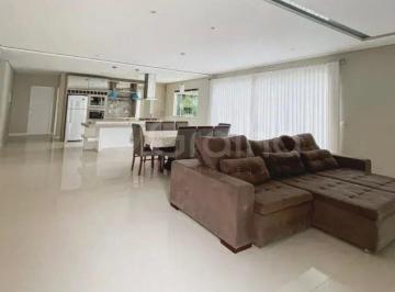 1 · Casa em Ratones