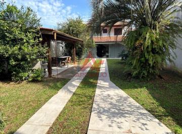 Casa · 3 Quartos · 4 Vagas · Sobrado  A Venda Mobiliado Em Ubatuba