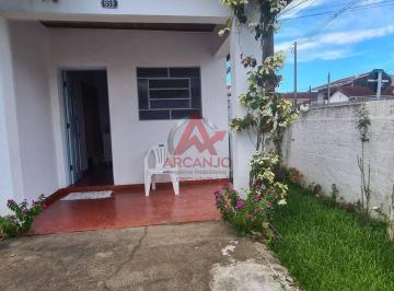 Casa · 300m² · 2 Quartos · 1 Vaga · Casa Com 2 Dormitórios | 300m² Terreno | Região Central