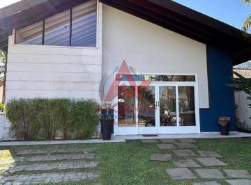 Casa · 180m² · 3 Quartos · 2 Vagas · A Venda Casa Mobiliada em Condomínio Fechado em Ubatuba-SP