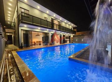 Casa · 770m² · 5 Quartos · 2 Vagas · Casa a venda em condomínio fechado com 5 Suítes em Ubatuba -SP