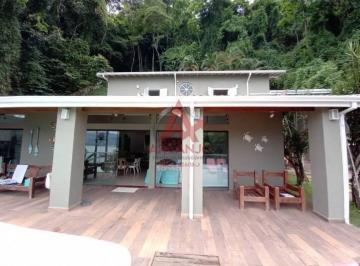 Casa · 30500m² · 5 Quartos · 1 Vaga · Casa Alto Padrão 05 Suites ,Piscina e ampla area de lazer