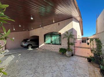 Casa · 300m² · 3 Quartos · CASA 3 QUARTOS SENDO 1 SUITE JARDIM LEOCÁDIA