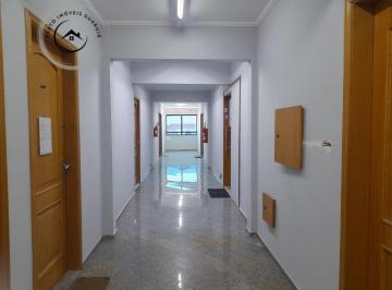 Comercial · 27m² · 1 Quarto · 1 Vaga · Sala Comercial na Praia da Enseada – Localização Estratégica