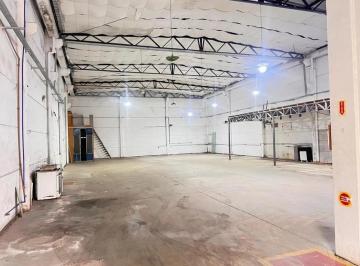 Comercial · 550m² · 5 Vagas · Galpão para Locação em condomínio fechado 550m2 com segurança 24h, no Brejaru, P