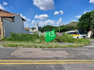 0 · terreno à venda em Jardim Chapadão