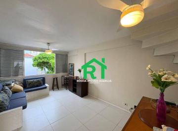 Sala · Apartamento à beira mar com 2 quartos, 1 vaga e lazer à venda no Tombo, Guarujá