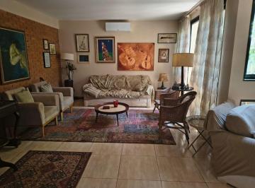 Casa de 3 quartos, Ribeirão Preto · Belo Sobrado com 03 Dormitórios sendo 01 Suíte no Jardim Recreio