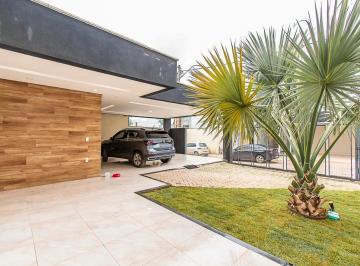 Casa de 3 quartos, Vicente Pires · Excelente Casa na Colônia Agrícola Rua 3, Condomínio, Lote 300m2, 3 Suítes, Piscina e Churrasqueira