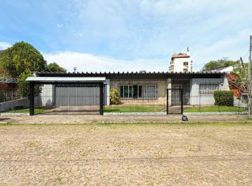 Casa · 224m² · 3 Quartos · 2 Vagas · Casa Térrea com Piscina e 3 Dormitórios – Coração de Ipanema