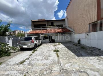 Design sem nome · Casa para reformar com 5 quartos no Estreito área de 527,00 m2