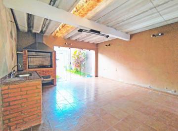Casa de 3 quartos, São Paulo · Casa à venda, 3 quartos com quintal e churrasqueira - Vila Moraes.