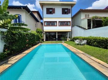 Casa de 4 quartos, São Paulo · Casa com 450 m² e 4 quartos à venda e aluguel no Morumbi
