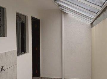 img0 · Casa com 2 Quarto(s) e 1 banheiro(s) para Alugar, 60 m² por R$ 1800 / Mês