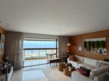 Apartamento de 3 quartos, Salvador · Cobertura a venda em Armação com 3 suites piscina vista mar e reformada