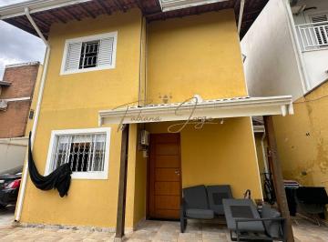 Casa · 133m² · 3 Quartos · 3 Vagas · Sobrado Moderno no Parque Jambeiro – 3 Quartos, Energia Solar e Gourmet