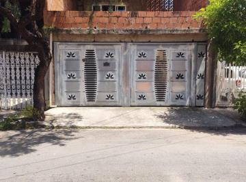 Casa de 2 quartos, Jundiaí · Sobrado no Parque Almerinda Chaves - Jundiaí