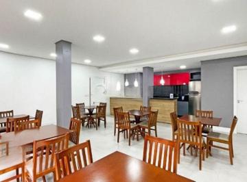 Apartamento · 72m² · 2 Quartos · 2 Vagas · 2 suítes com 2 vagas de garagem no bairro Petrópolis