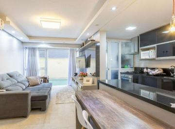 Casa · 68m² · 1 Quarto · 1 Vaga · Apartamento Garden com Pátio Privativo e Churrasqueira no Petrópolis