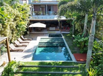 Casa de 6 quartos, São Sebastião · Casa de Alto Padrão Pé na Areia Maresias São Sebastião