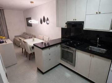 Casa de 2 quartos, Joinville · Casa com 91 m² e 2 quartos à venda no bairro Itaum