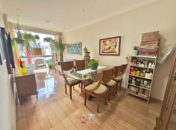 Apartamento de 2 quartos, Vila Velha · OPORTUNIDADE NA PRAIA DA COSTA! APT COM 2 QUARTOS A POUCOS PASSOS DO MAR- 78M²- 1 VG- FRENTE-