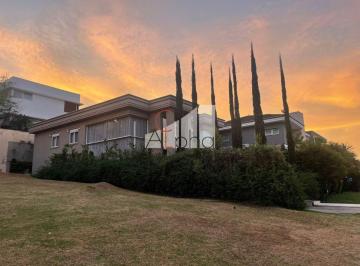 Casa · 525m² · 4 Quartos · Casa à venda - em Tamboré