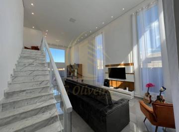Casa · 210m² · 3 Quartos · Vende-se Sobrado  em condomínio , 3 quartos, 1 suíte, A/C210m² - A/T 300m2.