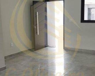 Casa · 145m² · 3 Quartos · Vende-se Casa com 3 quartos, 1 suíte, A/C145m² - A/T 250m2.
