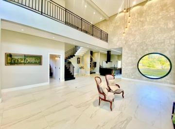 Casa · 380m² · 4 Quartos · 2 Vagas · Vende-se  de Casa em Condomínio Brisas de Jundiai.