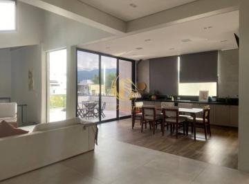 Casa · 340m² · 4 Quartos · 4 Vagas · Vende-se Casa em Condomínio Brisas Jundiai, com 4 Quartos e 2 Suítes.