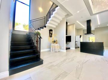 Casa · 380m² · 3 Quartos · 4 Vagas · Vende-se Sobrado Condomínio Brisas de Jundiaí, 3 suítes