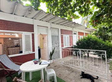Casa · 32m² · 1 Quarto · 1 Vaga · Casa de Condominio em Palmeiras - Cabo Frio, RJ