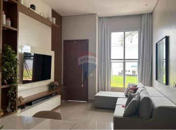 Casa · 165m² · 2 Quartos · 2 Vagas · Casa com 2 quartos e 1 suíte