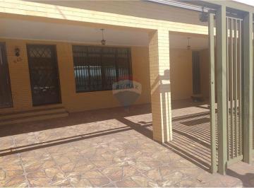 Comercial · 235m² · 3 Vagas · Alugue Escritório no Centro de Cosmópolis-SP