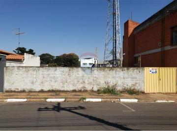 Comercial · 475m² · Terreno no centro comercial a venda