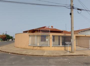 Casa · 255m² · 2 Quartos · 6 Vagas · Casa com 2 quartos com área gourmet