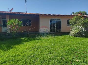 Rural · 220m² · 2 Quartos · 12 Vagas · Seu refúgio sereno: Chácara em Cosmópolis-SP