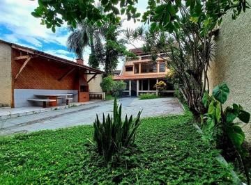 Casa · 150m² · 3 Quartos · 6 Vagas · Casa a venda na praia de enseada no Guarujá-SP