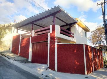 Casa · 150m² · 3 Quartos · 2 Vagas · Sobrado 3 dormitórios R$ 800 mil  Jd Maristela