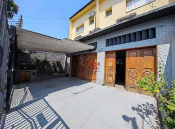 Casa · 550m² · 3 Quartos · 1 Vaga · Casa 3 dormitórios R$ 4.500,00 (locação)