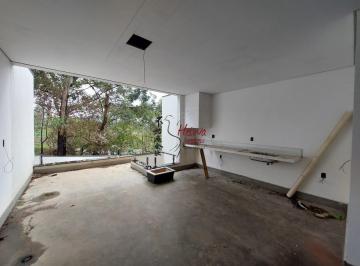 Casa · 185m² · 3 Quartos · 5 Vagas · Casa assobrada NOVA R$ 1.250.000,00