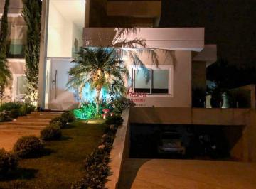 Casa · 384m² · 4 Quartos · 2 Vagas · Sobrado 4 suítes R$ 3.100.000,00 (Barueri)
