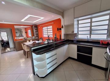 Casa · 140m² · 2 Quartos · 2 Vagas · Casa 2 dormitórios R$ 700 mil ( Vila Pirituba)