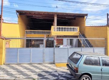 Casa · 150m² · 2 Quartos · 4 Vagas · Sobrado com 2 quartos R$ 590 mil - Três Montanhas - Osasco/SP